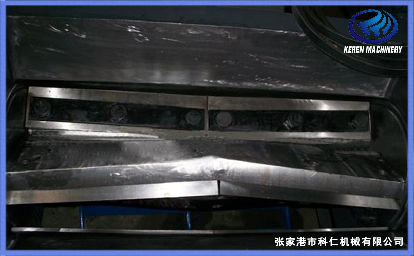 布料薄膜類破碎機(jī) 平刀破碎不纏刀(圖1) 平刀破碎機(jī)